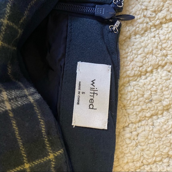 Aritzia Wilfred New Wrap Front Dorine mini Skirt - Picture 6 of 9